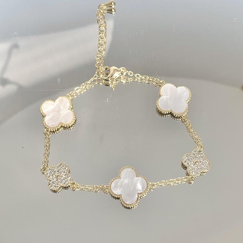 Blüten Armband