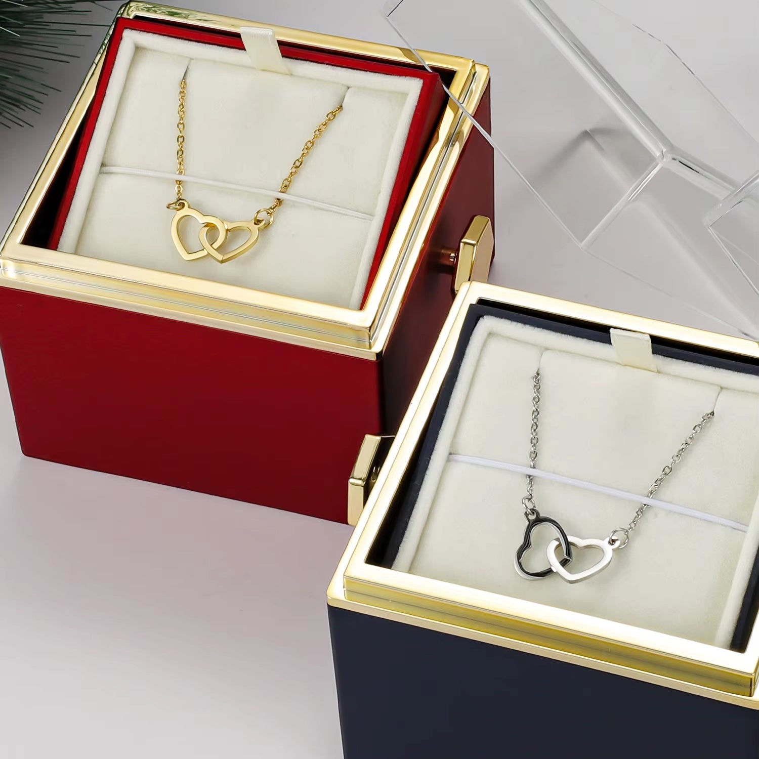 Eingravierte Namen - Herzkette